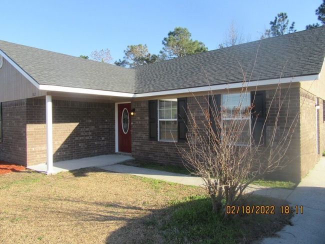862 Lyndsi Ln in Hinesville, GA - Building Photo - Building Photo