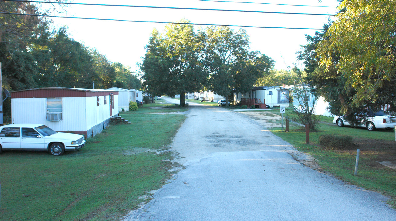 1637 W Main St in Lexington, SC - Foto de edificio