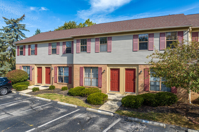 San Remo Townhomes in Columbus, OH - Building Photo - Building Photo