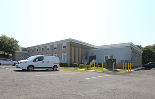 Putnam Place Apartments in Hamden, CT - Building Photo