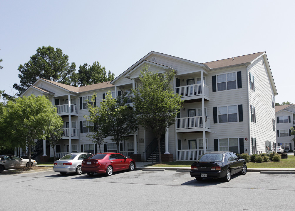 Summitt Point in Newnan, GA - Building Photo