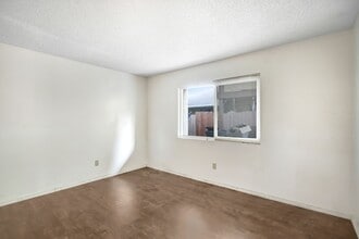805 Quail Dr in Lake Elsinore, CA - Building Photo - Building Photo