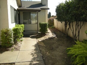 1170 Hartford Pl in Fairfield, CA - Building Photo - Building Photo