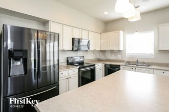 3526 Firethorn Drive in Whitestown, IN - Building Photo - Building Photo