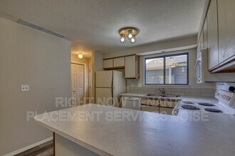 3020 S Windstream Ln in Boise, ID - Building Photo - Building Photo