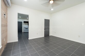 169 S Belmont St in Wichita, KS - Building Photo - Building Photo