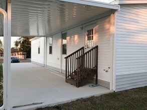 16037 Brookridge Blvd in Brooksville, FL - Building Photo - Building Photo