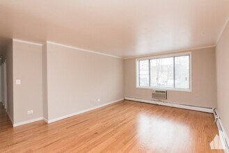 1515 W Morse Ave in Chicago, IL - Building Photo - Building Photo