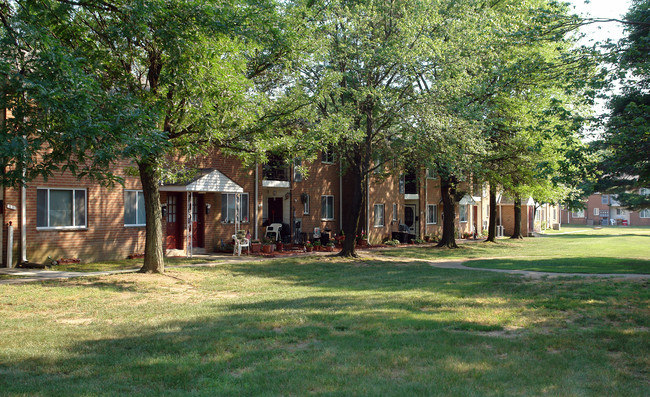 Timber Cove Apartments in Bellmawr, NJ - Building Photo - Building Photo