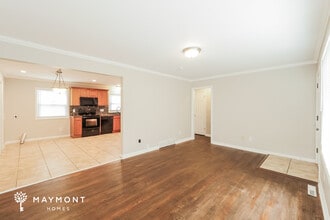 10509 E 65 Terrace in Raytown, MO - Building Photo - Building Photo