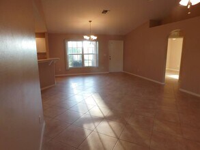 4124 NE 8th Pl in Cape Coral, FL - Building Photo - Building Photo