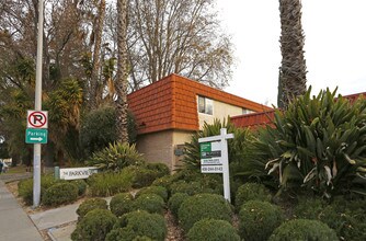 Parkview Apartments in Santa Clara, CA - Building Photo - Building Photo