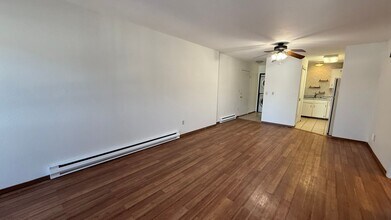 8601 Molanary Dr in Anchorage, AK - Building Photo - Building Photo