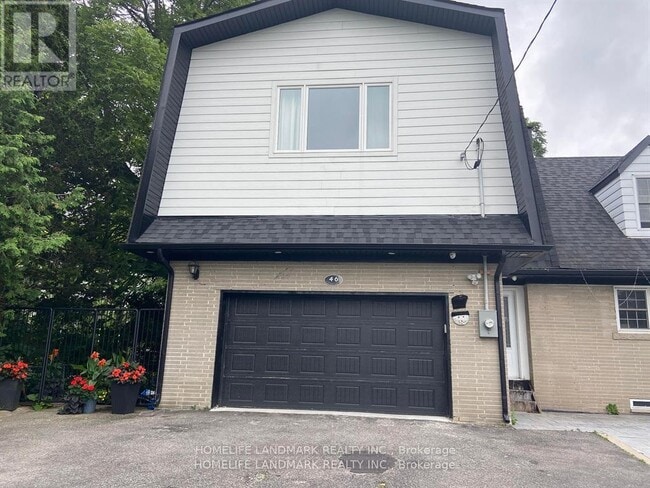 property at 46 Glen Watford Dr