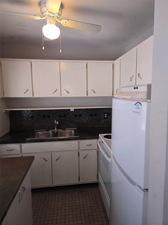 3101 Bee Ridge Rd in Sarasota, FL - Building Photo - Building Photo