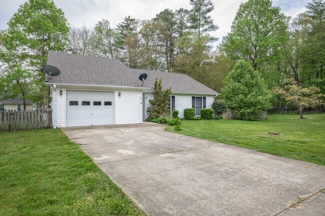 607 Woodberry Ct in Fletcher, NC - Building Photo - Building Photo