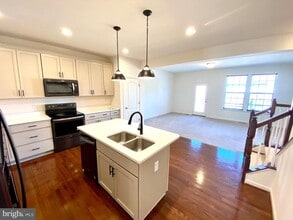 73 Sullyruth Ct in Bunker Hill, WV - Building Photo - Building Photo