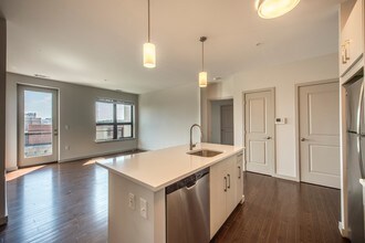 45 Marion St in Brookline, MA - Foto de edificio - Building Photo