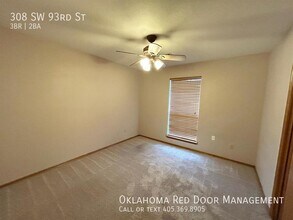308 SW 93rd St in Oklahoma City, OK - Building Photo - Building Photo