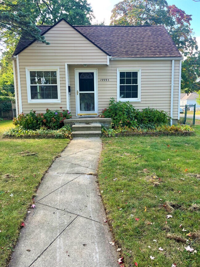 19993 Kinloch Rentals in Redford, MI