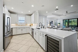 8777 Bellano Ct in Naples, FL - Building Photo - Building Photo