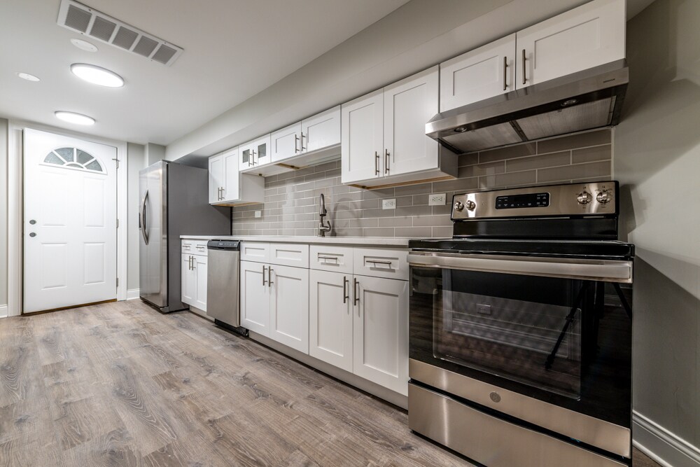2249 W Taylor St in Chicago, IL - Building Photo