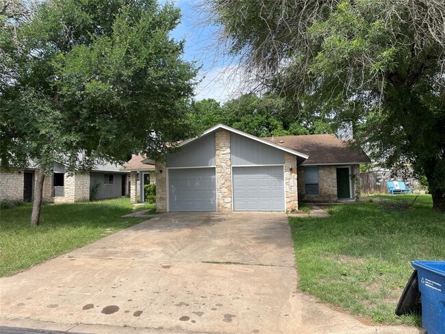 7506 St Amant Pl in Austin, TX - Building Photo - Building Photo