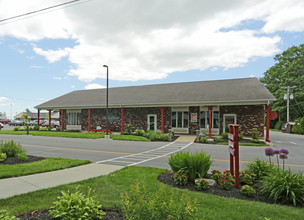 Shady Lane Apartments in Schenectady, NY - Building Photo - Building Photo