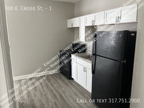 300 E Cross St-Unit -1 in Anderson, IN - Building Photo - Building Photo