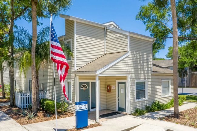 Creekwood Club in Jacksonville, FL - Building Photo - Building Photo