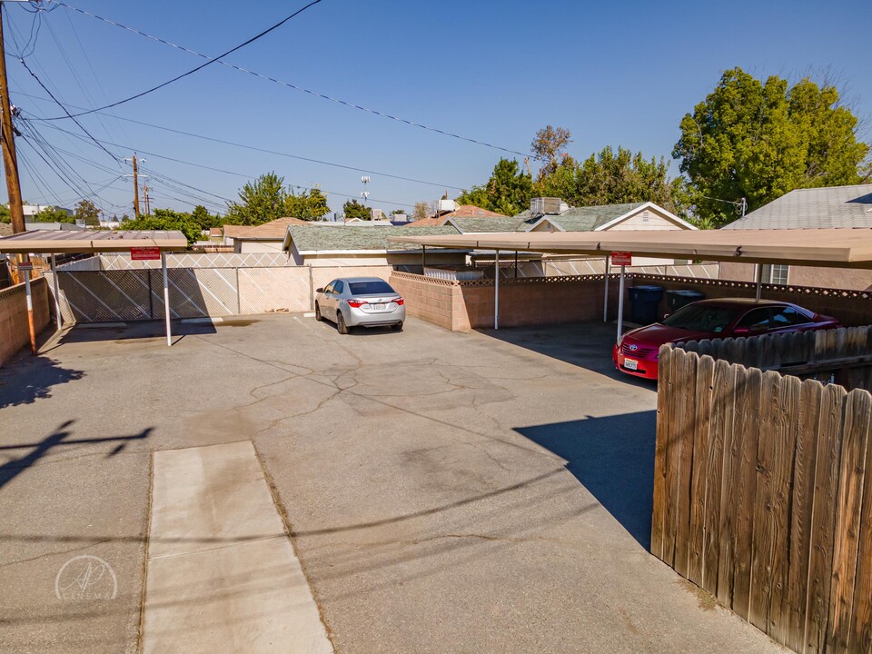 331 Haybert Ct in Bakersfield, CA - Building Photo