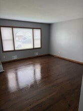 3619 10th Ave, Unit 3621 10th Ave Racine Lower Unit in Racine, WI - Building Photo - Building Photo