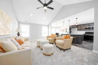 Somerset Townhomes and Villas in Fort Wayne, IN - Building Photo - Building Photo