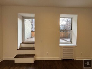 WEST 9 AVE in New York, NY - Building Photo - Building Photo