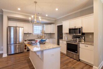 154 Anneswood Rd in Martinez, GA - Building Photo - Building Photo