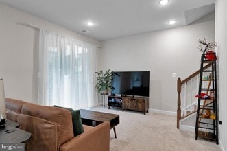 7203 Mountaineer Dr in Alexandria, VA - Building Photo - Building Photo