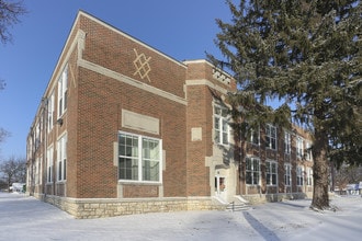 Broadway Lofts in Leavenworth, KS - Foto de edificio - Building Photo