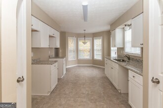 127 Kingswood Dr in Ellenwood, GA - Building Photo - Building Photo
