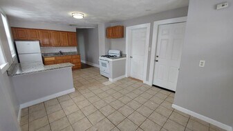 41 Armandine St in Boston, MA - Building Photo