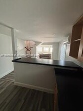 505 SW 5th Ave in Fort Lauderdale, FL - Foto de edificio - Building Photo