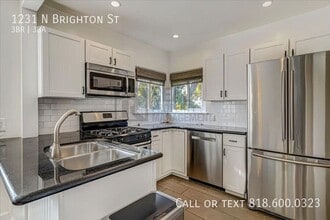 1231 N Brighton St in Burbank, CA - Building Photo - Building Photo