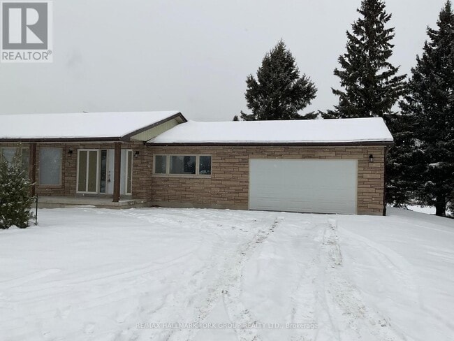 property at 124 Squire Dr