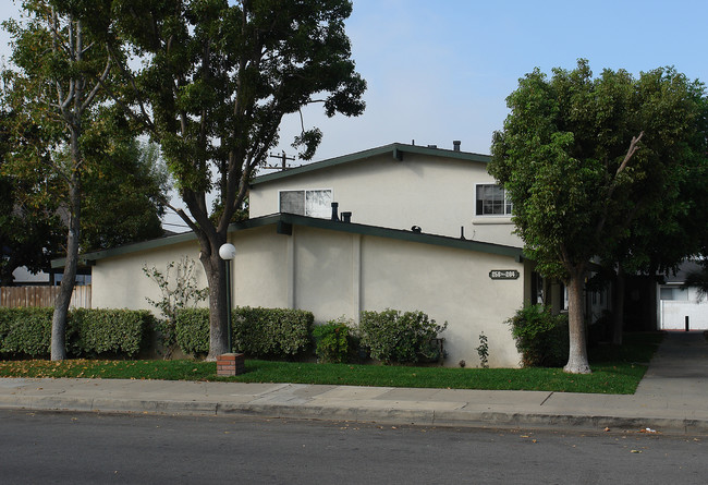 256-264 S McCoy Rd in Orange, CA - Building Photo - Building Photo