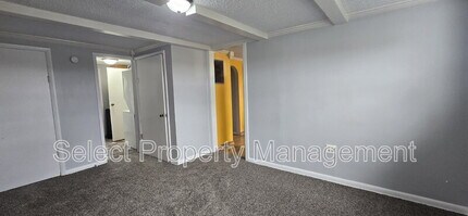 7233 Adams Ctr Rd in Fort Wayne, IN - Building Photo - Building Photo