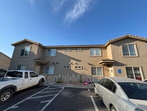 2642 E 750 N in Saint George, UT - Building Photo - Building Photo