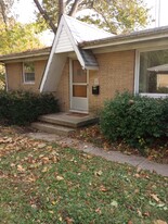 1107 W Maple Ave S, Unit 4 Apartments