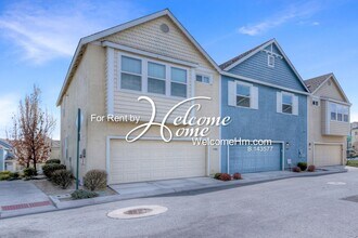 2280 Virginia Lake Way in Reno, NV - Building Photo - Building Photo