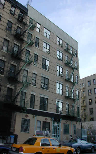 331-333 E 108th St in New York, NY - Building Photo - Building Photo