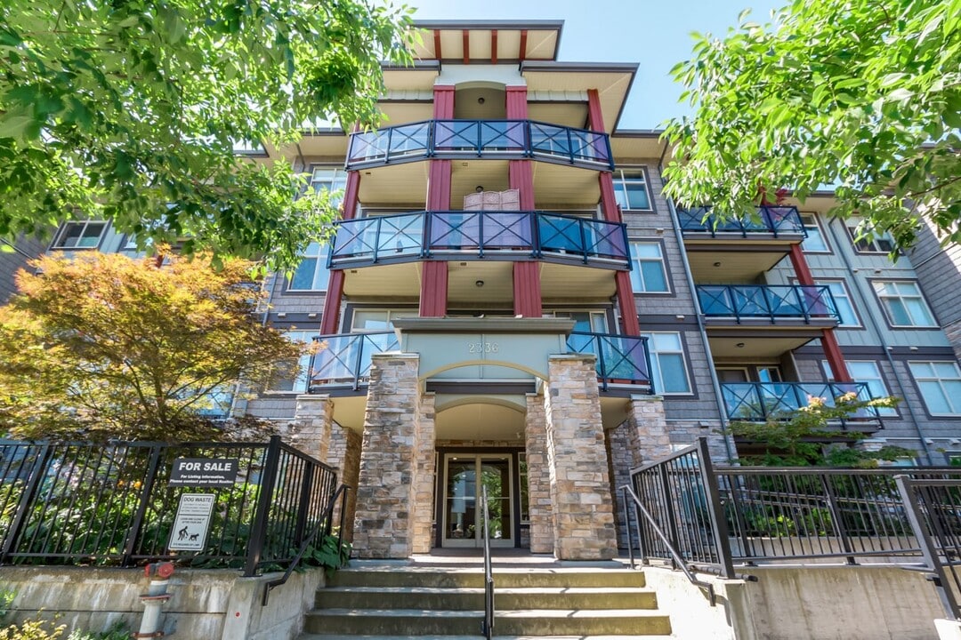 2336 Whyte Ave in Port Coquitlam, BC - Building Photo