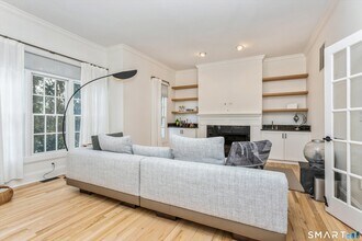 48 Spring St in Greenwich, CT - Building Photo - Building Photo